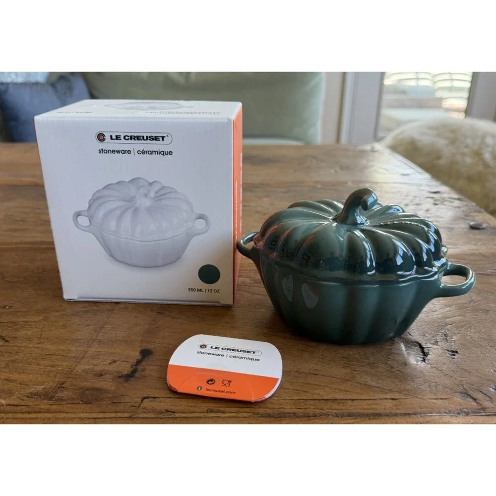 Le Creuset Stoneware Figural Pumpkin Mini Cocotte 12 oz Artichaut Green NEW NIB